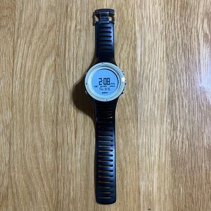 Preowned men’s Suunto Core watch